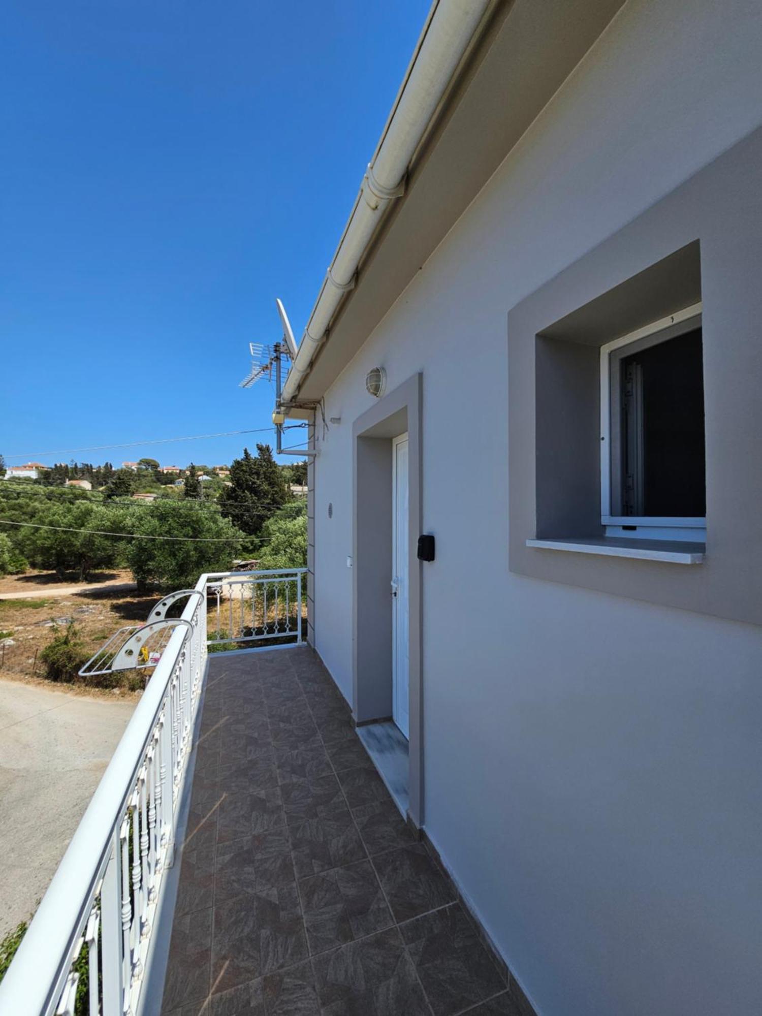 Antipata  Natura Studios מראה חיצוני תמונה